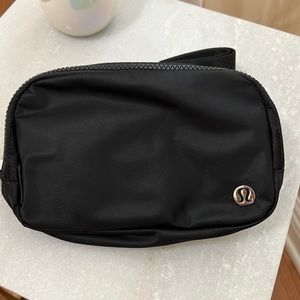 Black Lululemon Belt Bag